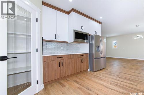 355 Sharma Lane, Saskatoon, SK - Indoor Photo Showing Kitchen