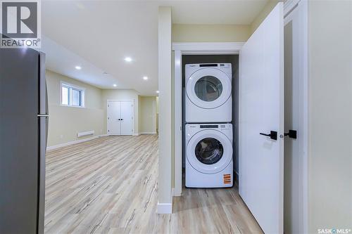 355 Sharma Lane, Saskatoon, SK - Indoor Photo Showing Laundry Room