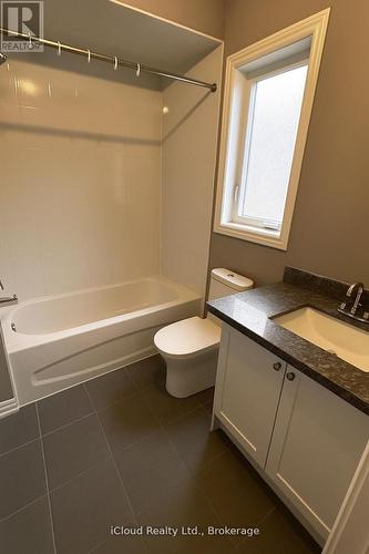 5 Trentonian Street, Brampton, ON - Indoor Photo Showing Bathroom