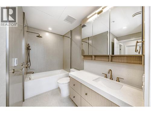 104 5007 Ash Street, Vancouver, BC - Indoor Photo Showing Bathroom