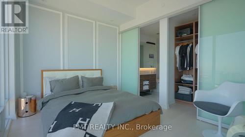 5102 - 488 University Avenue, Toronto, ON - Indoor Photo Showing Bedroom