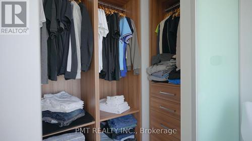 5102 - 488 University Avenue, Toronto, ON - Indoor With Storage