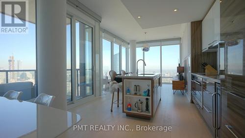 5102 - 488 University Avenue, Toronto, ON - Indoor Photo Showing Other Room