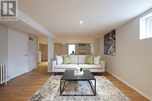 157 Mortimer Avenue, Toronto, ON - Indoor Photo Showing Living Room