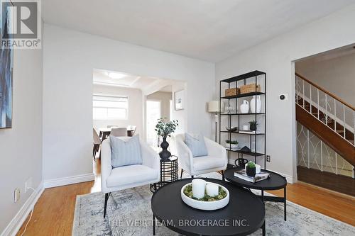 157 Mortimer Avenue, Toronto, ON - Indoor Photo Showing Living Room