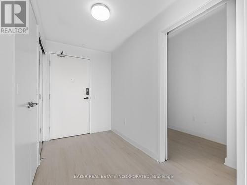 M1 Unit 5806 - 5806 - 3900 Confederation Parkway, Mississauga, ON - Indoor Photo Showing Other Room