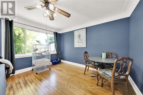 226 Carluke Road E, Hamilton, ON - Indoor Photo Showing Dining Room