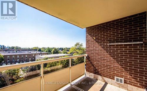 515 - 175 Hilda Avenue, Toronto, ON - Outdoor With Balcony With Exterior