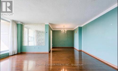 515 - 175 Hilda Avenue, Toronto, ON - Indoor Photo Showing Other Room