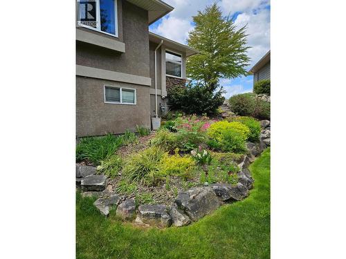 2470 24 Avenue Ne, Salmon Arm, BC - Outdoor