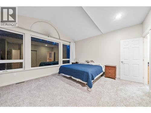 2470 24 Avenue Ne, Salmon Arm, BC - Indoor Photo Showing Bedroom