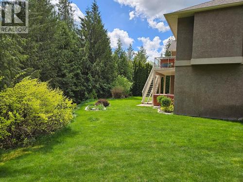 2470 24 Avenue Ne, Salmon Arm, BC - Outdoor