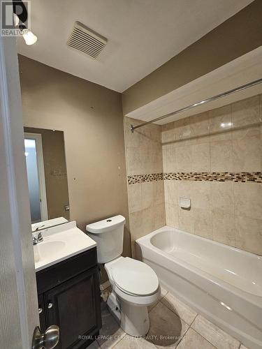46 Donna Drive, Brampton, ON - Indoor Photo Showing Bathroom