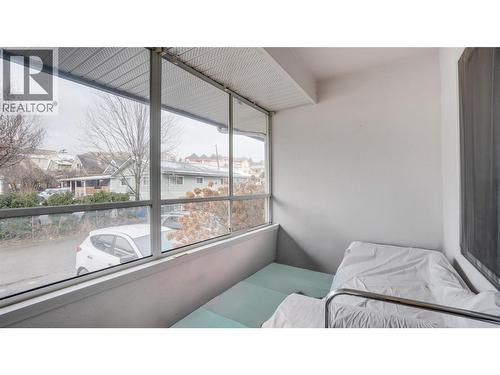 Enclosed sun room. - 3705 30 Avenue Unit# 104, Vernon, BC - 