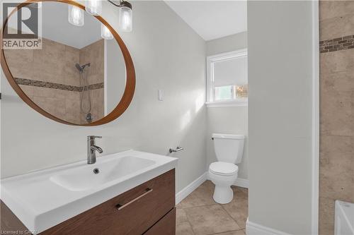 Upper Unit - 220 Bruce Street, Kitchener, ON - Indoor Photo Showing Bathroom