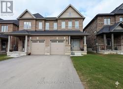 61 COPPERHILL HEIGHTS  Barrie, ON L9J 0K6