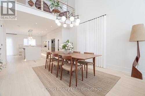 5389 Kindos Street, Burlington, ON - Indoor Photo Showing Dining Room