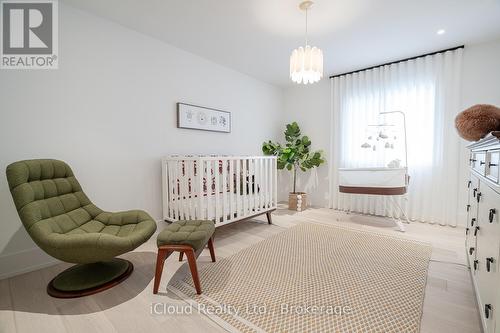 5389 Kindos Street, Burlington, ON - Indoor Photo Showing Other Room