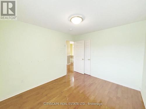 Bedroom #3 - 3310 Crimson King Circle, Mississauga, ON - Indoor Photo Showing Other Room