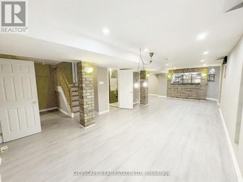 L-Shaped Rec Room - 3310 Crimson King Circle, Mississauga, ON - Indoor Photo Showing Other Room