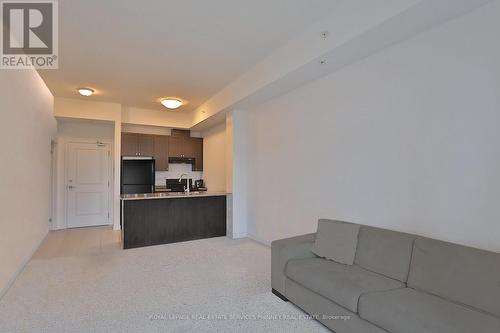 417 - 5020 Corporate Drive, Burlington, ON - Indoor Photo Showing Kitchen