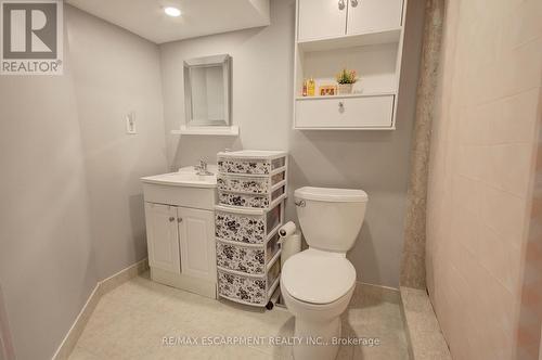 3308 Granite Gate, Burlington, ON - Indoor Photo Showing Bathroom