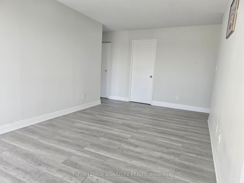 507-155 Hillcrest Avenue, Mississauga, ON - Indoor Photo Showing Other Room