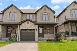 68 Dodman Crescent  Hamilton, ON L9G 0G6