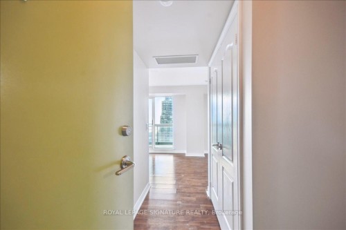 1410-100 Western Battery Road, Toronto, ON - Indoor Photo Showing Other Room