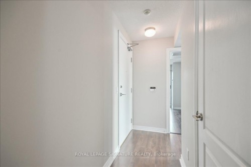 1410-100 Western Battery Road, Toronto, ON - Indoor Photo Showing Other Room