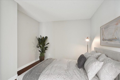 1410-100 Western Battery Road, Toronto, ON - Indoor Photo Showing Bedroom