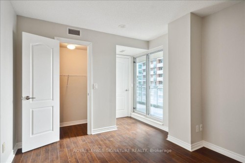 1410-100 Western Battery Road, Toronto, ON - Indoor Photo Showing Other Room