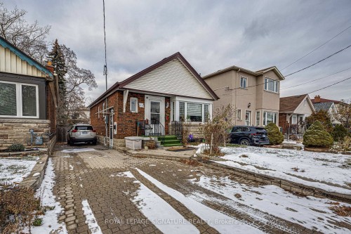 418 O' Connor Drive, Toronto, ON - Outdoor