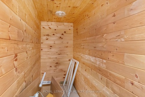 285017 County Rd 10 Road, Amaranth, ON - Indoor Photo Showing Other Room