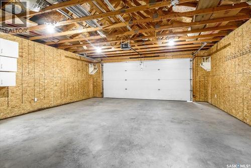 2156 Queen Street, Regina, SK - Indoor Photo Showing Garage