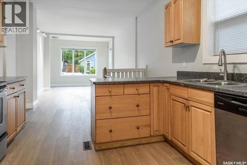 2156 Queen Street, Regina, SK - Indoor Photo Showing Kitchen With Double Sink