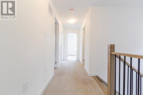 141 Lumb Drive, Cambridge, ON - Indoor Photo Showing Other Room