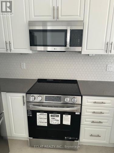 8 Poett Avenue, Stratford, ON - Indoor Photo Showing Kitchen
