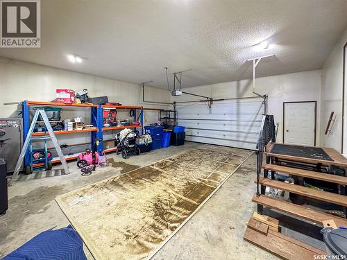 551 1St Street E, Lafleche, SK - Indoor Photo Showing Garage