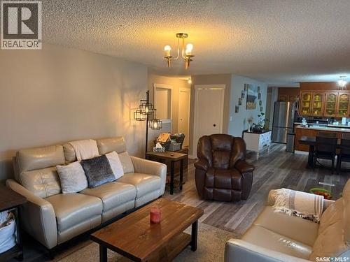 551 1St Street E, Lafleche, SK - Indoor Photo Showing Living Room