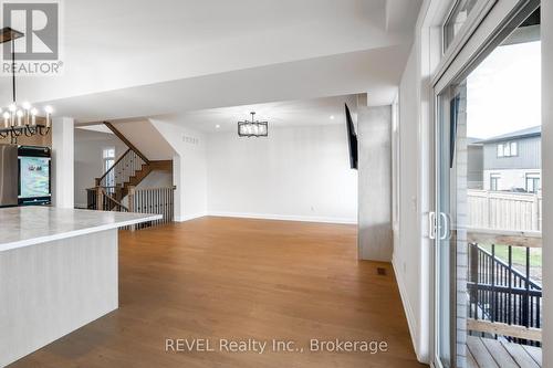 1190 Uppers Lane, Thorold (Rolling Meadows), ON - Indoor