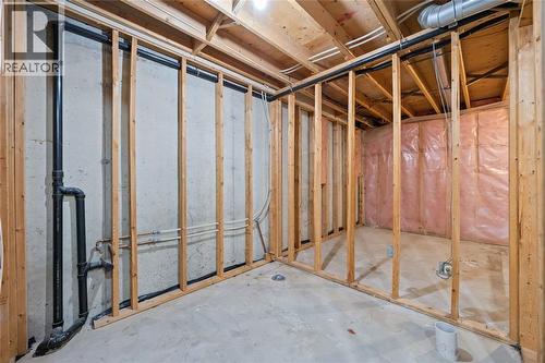 260-266 London Road, Sarnia, ON - Indoor