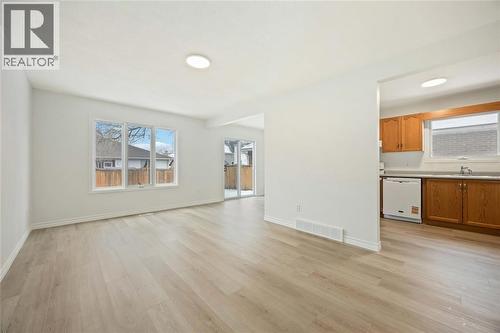 260-266 London Road, Sarnia, ON - Indoor