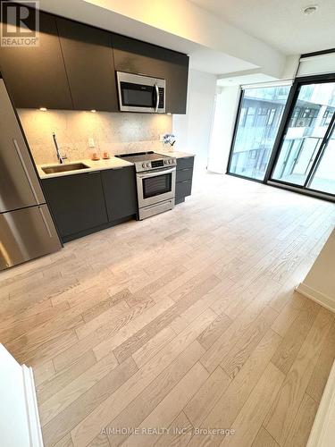 1508 - 25 Richmond Street E, Toronto, ON - Indoor Photo Showing Kitchen With Upgraded Kitchen