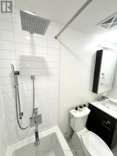 1508 - 25 Richmond Street E, Toronto, ON - Indoor Photo Showing Bathroom