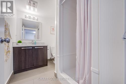 1612 - 11 St Joseph Street, Toronto, ON - Indoor Photo Showing Bathroom