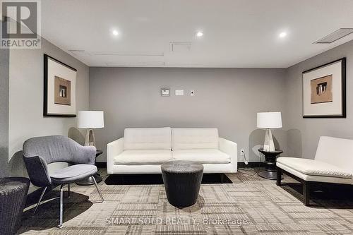1612 - 11 St Joseph Street, Toronto, ON - Indoor