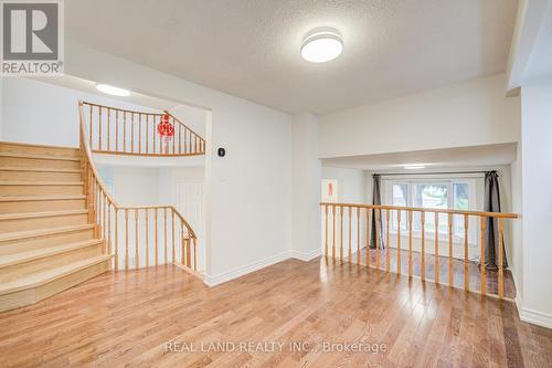 46 Wintermute Boulevard, Toronto, ON - Indoor Photo Showing Other Room