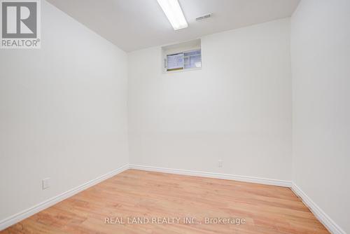 46 Wintermute Boulevard, Toronto, ON - Indoor Photo Showing Other Room