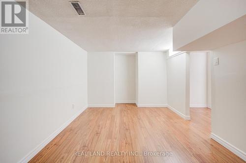46 Wintermute Boulevard, Toronto, ON - Indoor Photo Showing Other Room